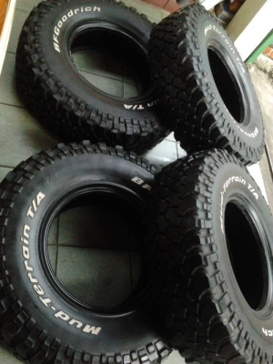 BF 265/75/16 ปี 07 + BF Mud 255/85/16 ปี07 สวยๆ BF 265/75/16 ปี 07 + BF Mud 255/85/16 ปี07 สวยๆ