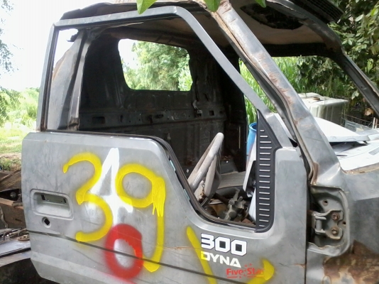 พี่นาย  กาฬสิน   จองด้วยวาจาแล้ว TOYOTA  DYNA 300 BU87-8005030