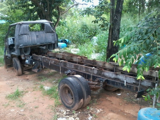 พี่นาย  กาฬสิน   จองด้วยวาจาแล้ว TOYOTA  DYNA 300 BU87-8005030