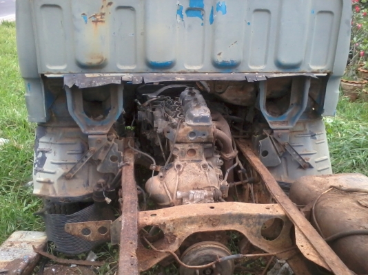 ขายแชสซี  หกล้อ  มัดจำแล้วครับ จากคุณกบ  มีนบุรี  ขอบคุณครับ