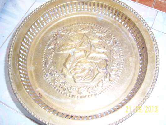 พานทองเหลือง 12 นิ้ว  สวยๆคับ