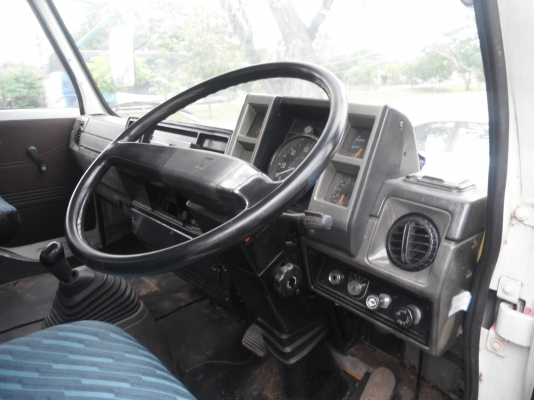 ขายรถบรรทุก 10 ล้อดั๊พม์ ยี่ห้อ ISUZU รุ่น JUMBO 1 เพลา