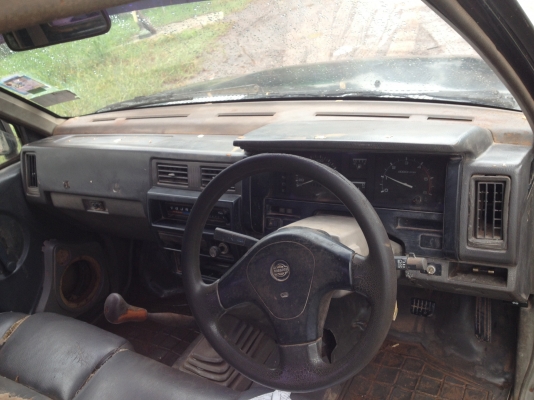 ขายนิสสันฝาแดงปี35รถพร้อมใช้ถูกๆลดให้แล้ว79000 ขายนิสสันฝาแดงปี35รถพร้อมใช้ถูกๆลดให้แล้ว79000