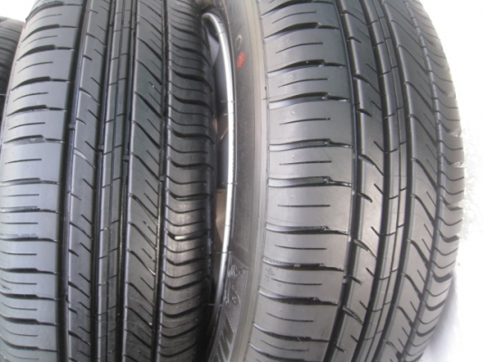 ขายล้อแม็ก Honda city ป้ายแดง 15"x5.5" et45 4รู100 + ยาง ปี 13  สนใจติดต่อเล็กคลองสามครับ (081-3747940)