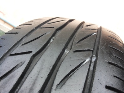 ขายยาง175/65/14 ปี 10/3เส้น ปี09/1เส้น BRIDESGTONE TURANZA AR10 1 ชุด