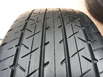 ขายยาง215/60/16 ปี 11/3เส้นปี10/1เส้น BRIDGESTONE TURANZA GR33 1 ชุด