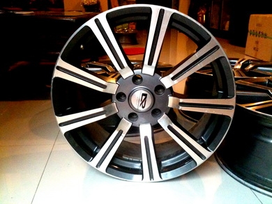 แม็กซ์18นิ้ว Evolution สเปค 5รู114.3 สภาพสวยทุกวงไม่มีเบียดครับ แม็กซ์18นิ้ว Evolution สเปค 5รู114.3 สภาพสวยทุกวงไม่มีเบียดครับ