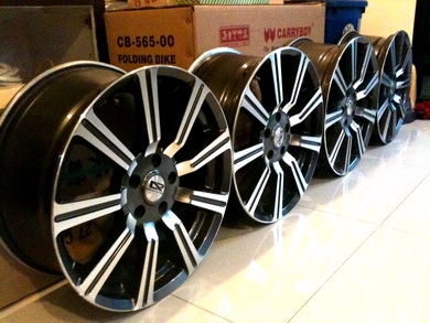 แม็กซ์18นิ้ว Evolution สเปค 5รู114.3 สภาพสวยทุกวงไม่มีเบียดครับ แม็กซ์18นิ้ว Evolution สเปค 5รู114.3 สภาพสวยทุกวงไม่มีเบียดครับ