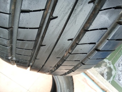 ขายยาง185/55/15 ปี 11/3เส้นปี10/1เส้น DUNLOP SP230 1 ชุด