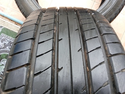 ขายยาง185/55/15 ปี 11/3เส้นปี10/1เส้น DUNLOP SP230 1 ชุด