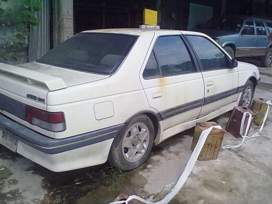 ขาย/ระเบิดรถ peugeot ทั้งคันและอะไหลเปอร์โยจำนวนมาก ขาย/ระเบิดรถ peugeot ทั้งคันและอะไหลเปอร์โยจำนวนมาก