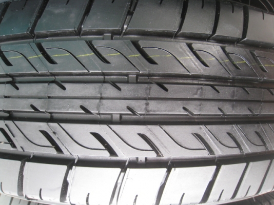 ขายกะทะล้อ Toyota vigo ป้ายแดง ขอบ15 5รู 114.3 พร้อมยางปี 1813 สีที่หน้ายางมีทุกเส้นครับ  สนใจติดต่อเล็กคลองสามครับ (081-3747940)