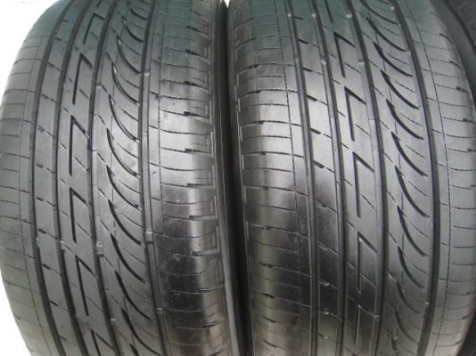 ขายยาง Bridgestone Turanza gr-90 225/50 r17 ปี1712 สนใจติดต่อเล็กคลองสาม (081-3747940)
