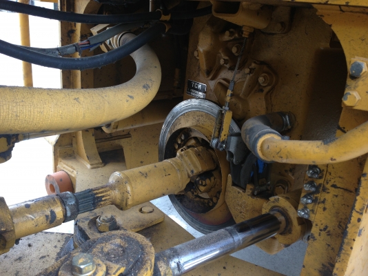 ขายรถตักล้อยาง TCM 830-2