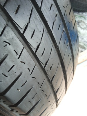 ขายยาง215/65/16 ปี12/3เส้นปี11/1เส้น MICHERLIN Agilis 1 ชุด