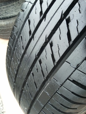 ขายยาง215/65/16 ปี 2912 DUNLOP SP 137 1ชุด