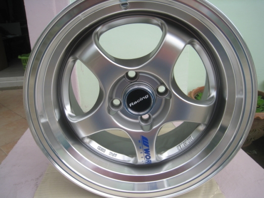 ขายล้อแม็กใหม่ S1 ขอบ15xหน้า 7.5 et38 หลัง 8.5 et25 4รู100  สนใจติดต่อเล็กคลองสามครับ (081-3747940)