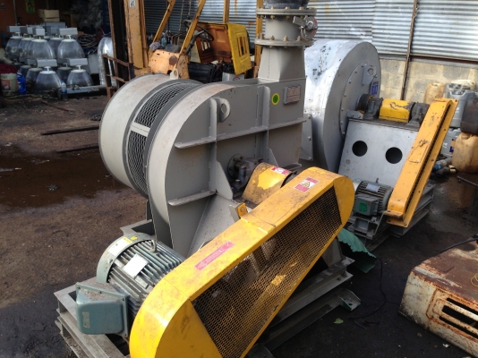 ขายโบวเวอร์เป่าลม โรงงานอุตสาหกรรม สภาพสวยมาก พร้อมใช้งาน มี 2 ตัว ขนาด 3 HP./20 HP.