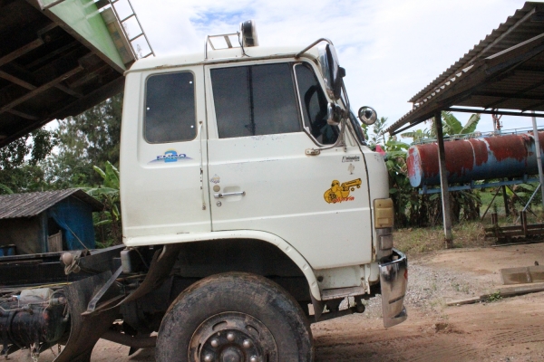 ขายหัวรถสิบล้อ