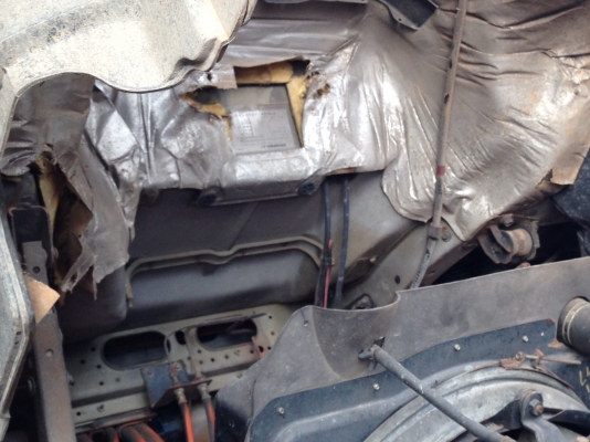 ขายRocky195ติดเครนUNIC 330ตัน ท้องปลิง6เหลี่ยม ขายRocky195ติดเครนUNIC 330ตัน ท้องปลิง6เหลี่ยม