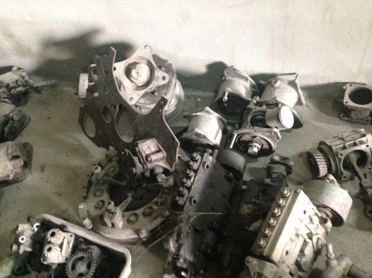 ขายเหมาอะไหล่ถูกๆเลิกกิจการ(ชั่งกิโล โลละ20)