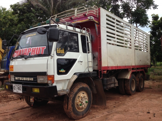 รถพ่วง 18 ล้อ