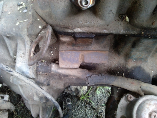 ขายเครื่องพร้อมเกียร์ datsun a12 +ทะเบียน และกียร์ห้าเกียร์a14