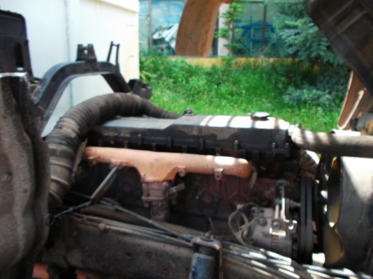 ขายด่วนรถสิบล้อดิสันวางเครือง195แรงม้าวางหัวร๊อกกี้