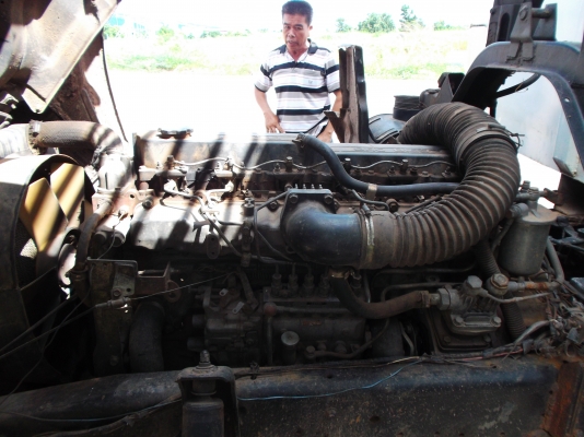 ขายด่วนรถสิบล้อดิสันวางเครือง195แรงม้าวางหัวร๊อกกี้