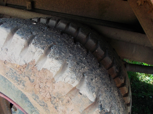 ขายด่วนรถสิบล้อดิสันวางเครือง195แรงม้าวางหัวร๊อกกี้