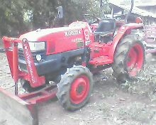 ขายรถไถL2808พร้อมใช้มีเล่มทะเบียนอุปกรครบหมดราคาคุยกันได้