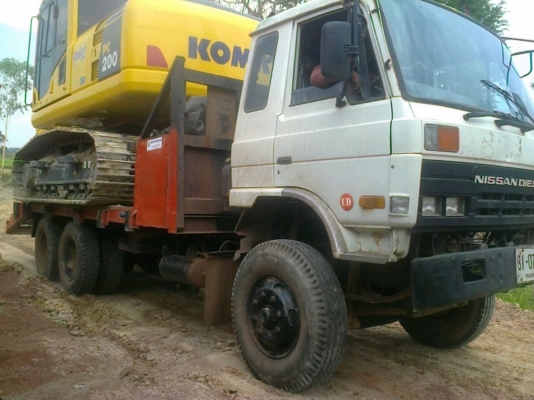 ขาย NISSAN UD 265 แรง 2 เพลาขึ้น PC 200 ได้