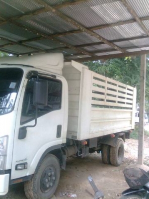 6ล้อดั้มISUZU NPR 150แรง สวยมากปี*53..รถเดิมๆ ไม่เคยชน...