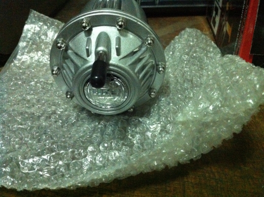 โบออฟวาล์วHKS