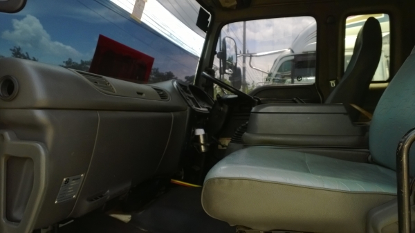 ขาย..10ล้อดั้ม270แรง ยูโร2 ปี*2549 มีระบบลากพ่วง(ขายรวมเงินดาวน์ เงินผ่อน 2.5 ล้าน)