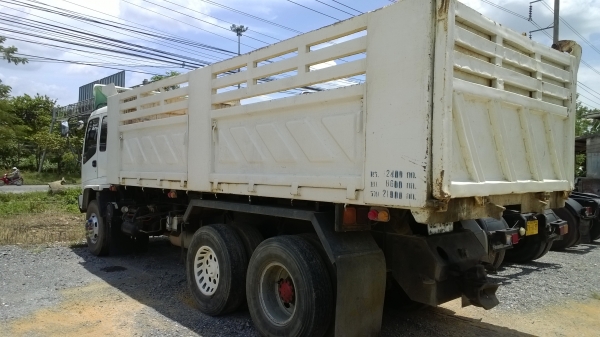 ขาย..10ล้อดั้ม270แรง ยูโร2 ปี*2549 มีระบบลากพ่วง(ขายรวมเงินดาวน์ เงินผ่อน 2.5 ล้าน)