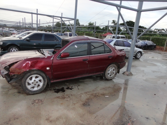 ขายซากนิสันเครื่อง 1600 cc เกียรออโต้ พวงมาลัย เพาเวอร์ ขายซากนิสันเครื่อง 1600 cc เกียรออโต้ พวงมาลัย เพาเวอร์