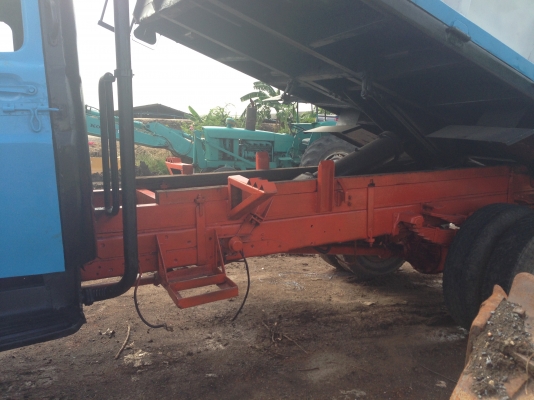 รายรถหกล้อดั้มหัวยาว เครื่องDA เฟืองถ้ายเดิม สภาพสวยพร้อมใช้งาน ราคาต่อรองได้