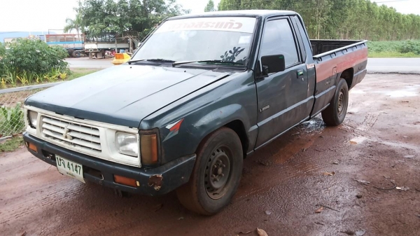 ***ขายแล้วครับขอบคุณ Truck2hand ขายตามสภาพ กระบะตอนเดียวMITSU L200 CYCLONE 2.5 ปี38/95 เครื่องแน่นดี แรง ช่วงล่างแน่นคัสซีสวยเดิมไม่ผุไม่ดาม กระบะดีพื้นดี ข้างมีผุ หัวบางเดิมภายในคอนโซลครบ พ.พาวเวอร์ แอร์เย็น ยางดี4เส้น สภาพโดยรวมใช้งานปกติ แรงดี มีผุตามจ