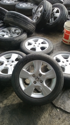 ขายล้อขอบ15 4รู100 พร้อมยางชุดละ4500 ขายล้อขอบ15 4รู100 พร้อมยางชุดละ4500