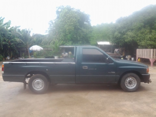 ขายรถกระบะสภาพดีพร้อมใช้งาน (รถบ้าน)