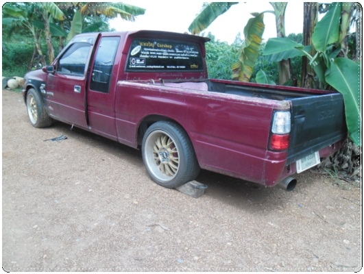 อีซูซุ ไม่มีเครื่อง ไม่มีเกียร์ แยกขายได้ทุกส่วน อีซูซุ ไม่มีเครื่อง ไม่มีเกียร์ แยกขายได้ทุกส่วน