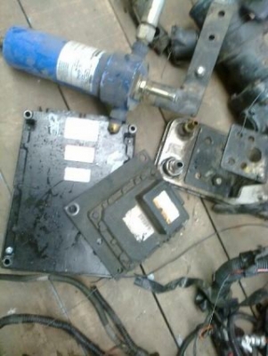 ชุดไฟ NGV ของยี่ห้อ Woodward ระบบหัวฉีดทั้งชุดของเครื่องเซี่ยงไฮ้/เหว่ยฉาย (6สูบ)