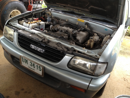 ขายด่วน รถISUZU - SLX AUTO กระจกไฟฟ้า ล้อแมกซ์ 17" ยางดี เซลทรัทล๊อค รถบางทั้งคันสีเดิมๆไม้เคยทำ สวยมากๆ