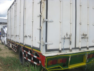 ขายหกล้อ 3H 195 แรง ตู้สิบบานยาว 7.2 เมตร สภาพพร้อมใช้ โทร 088-4501277 ขายหกล้อ 3H 195 แรง ตู้สิบบานยาว 7.2 เมตร สภาพพร้อมใช้ โทร 088-4501277