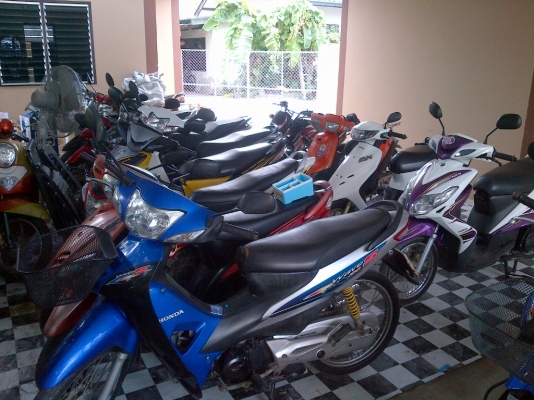 ขาย!!!!! มอเตอร์ไซด์หลายคัน หลายรุ่น รถราคาหลักพันขึ้นไปคับ มาซื้อรถได้ที่ หนองมน-บางแสนค๊าบ 088-2197709