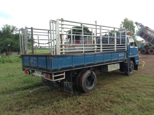 ขาย 6 ล้อ NPR เครื่อง 4BE1 110 แรงม้า คัสซีสวยตลอดเส้นไม่มีบวม ยางใหม่ 6 เส้น เก๋งสวยไม่ผุ พวงมาลับพาวเวอร์ ทะเบียนเต็มพร้อมโอน ราคาต่อรองได้ครับ