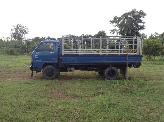 ขาย 6 ล้อ NPR เครื่อง 4BE1 110 แรงม้า คัสซีสวยตลอดเส้นไม่มีบวม ยางใหม่ 6 เส้น เก๋งสวยไม่ผุ พวงมาลับพาวเวอร์ ทะเบียนเต็มพร้อมโอน ราคาต่อรองได้ครับ