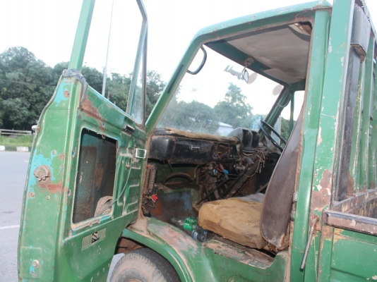 ไดฮัทสุ 6 ล้อช่วงยาว แจ้ง ม.79 ชุดโอนพร้อมหมายเลขตรงเล่มรถยังใช้งานอยู่ครับ ไดฮัทสุ 6 ล้อช่วงยาว แจ้ง ม.79 ชุดโอนพร้อมหมายเลขตรงเล่มรถยังใช้งานอยู่ครับ