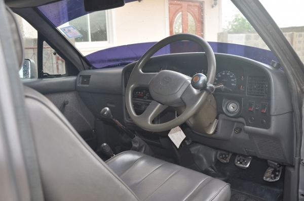 ขาย Toyota Hilux LN111 เครื่อง Toyota 2800 4WD TURBO พร้อมใช้